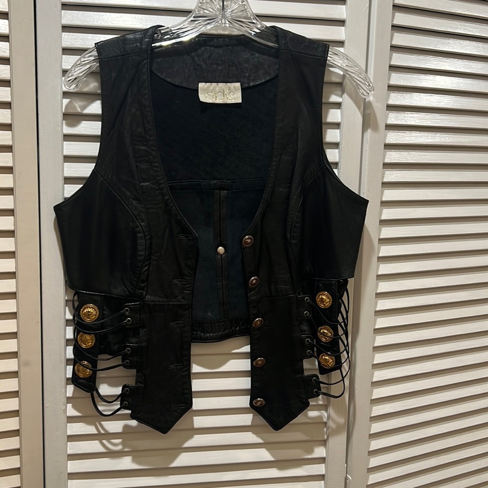 Cache Black leather vest